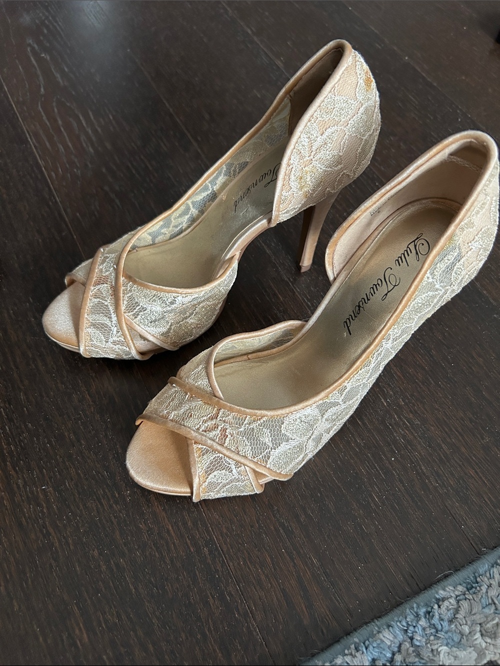 Lace Peep-toe Heels